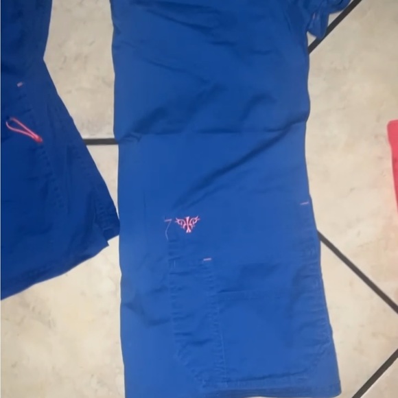 Med couture scrubs size XS - Picture 3 of 10